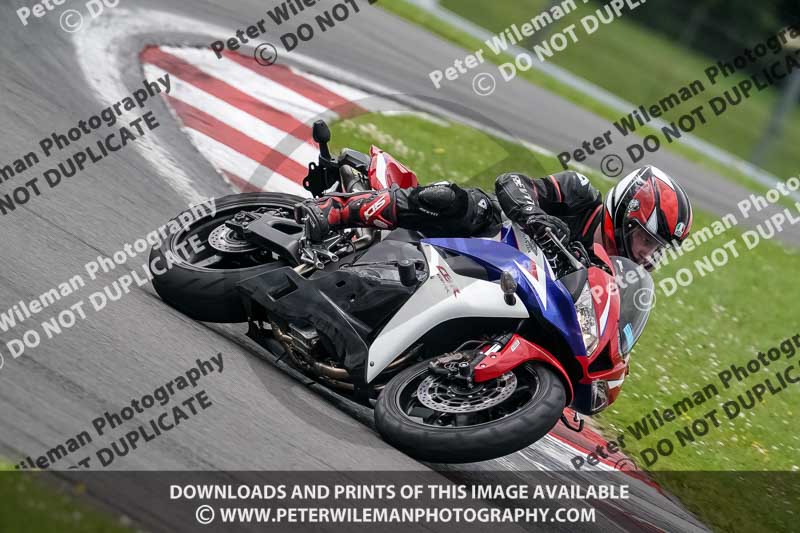 donington no limits trackday;donington park photographs;donington trackday photographs;no limits trackdays;peter wileman photography;trackday digital images;trackday photos